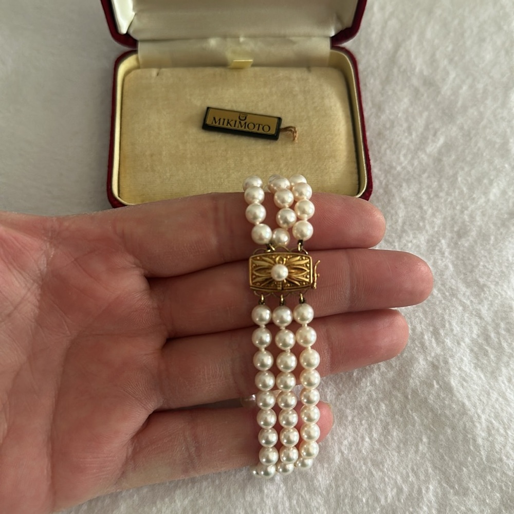 Vintage Mikimoto 18k Yellow Gold 5 1/2 - 5mm Cultured Pearl 3 Strand Bracelet - Picture 5 of 7